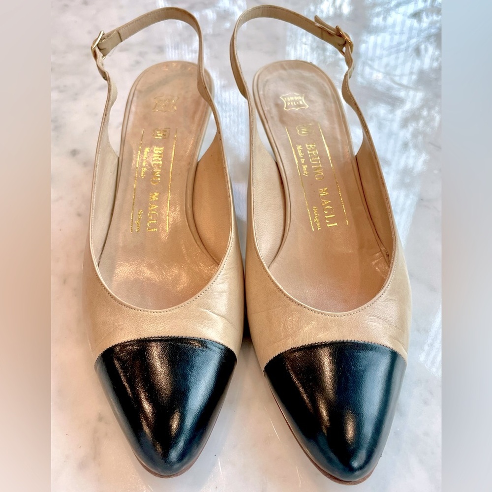 Bruno Magli vintage tan&black leather cap toe slingbacks, 7N*, Made in Italy